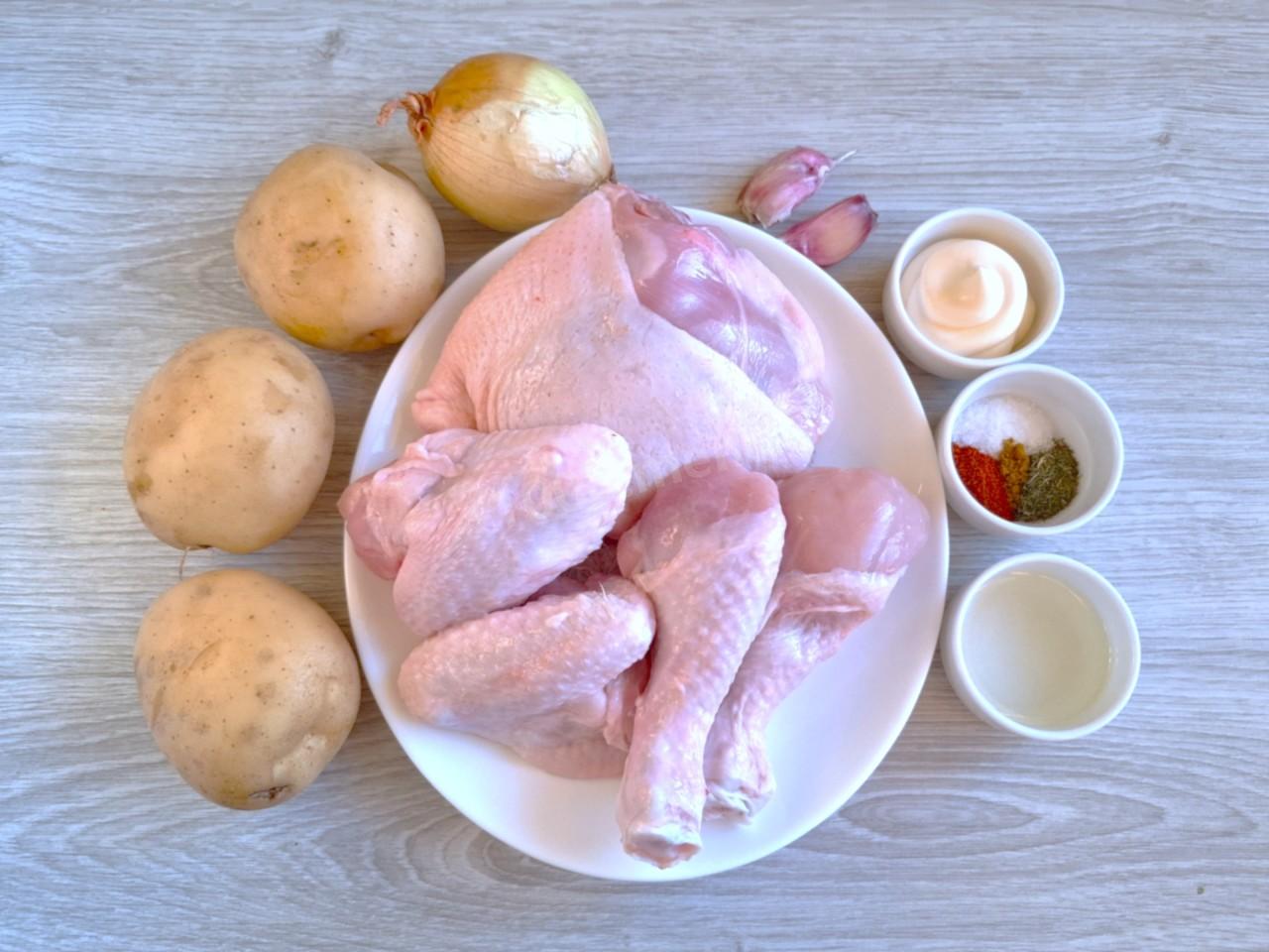 Шаг 1. Как запечь курицу с картошкой в аэрогриле?